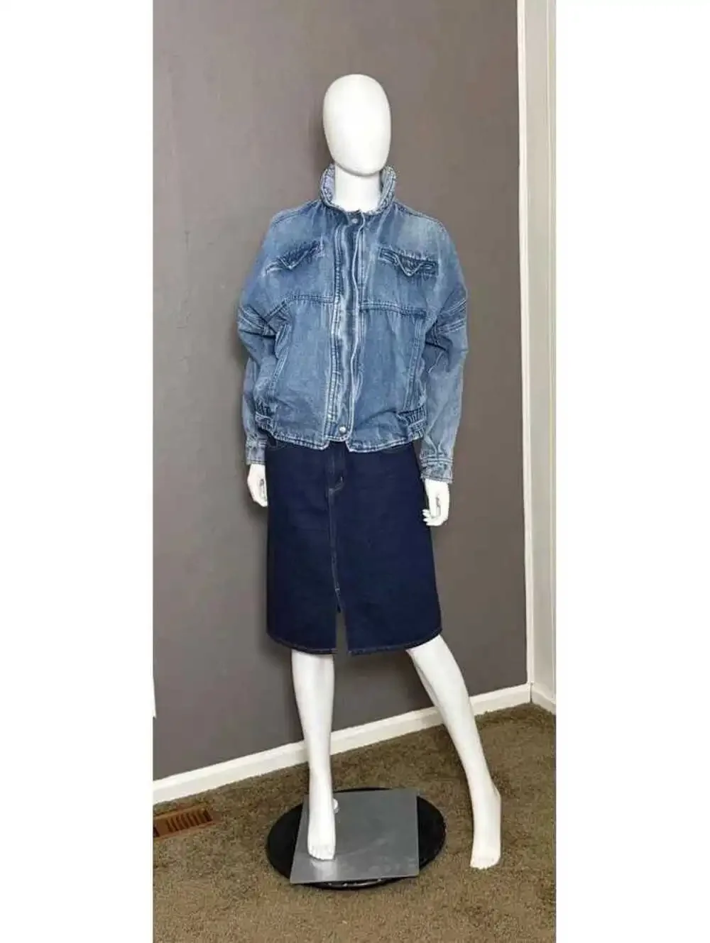 1990's Dark Denim Pencil Skirt by Paris Blues S-M